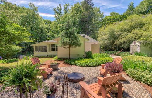 Little Stuga - Cute cozy cottage - minutes from downtown and Oval Beach! - Foto 15