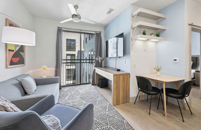 Sentral East Austin at 1630 E. Sixth - Photo 21