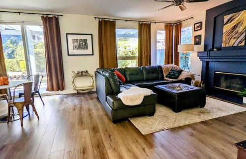 King Bed Quiet Home on Cul-de-Sac Hiking Trails - Foto 8