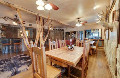 Rural Texas Villa with Hot Tub - Horses Welcome! - Foto 8