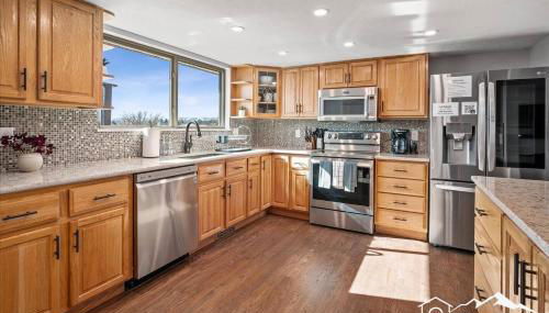 Spacious home w game room & firepit - Foto 2