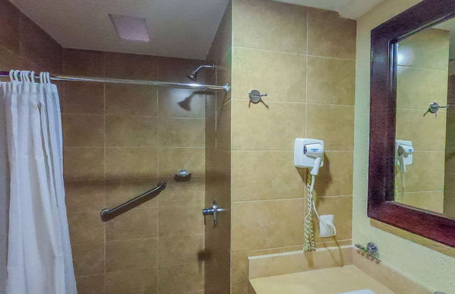 Hotel Tropicana - Near Olas Altas Street - Foto 43