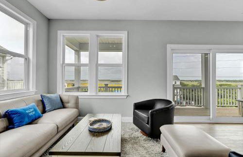 Seaside Serenity Beautiful Home on Topsail 7 BR - Photo 10