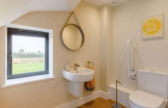 Fully Accessible-disabled Adapted-hot Tub-pets - Foto 8