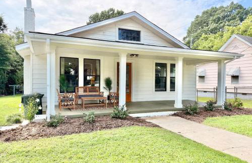 Charming Downtown Family Home with Fenced Yard - Foto 68