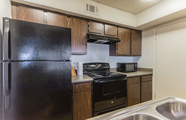 The Relaxing Suites of Midland - Photo 57