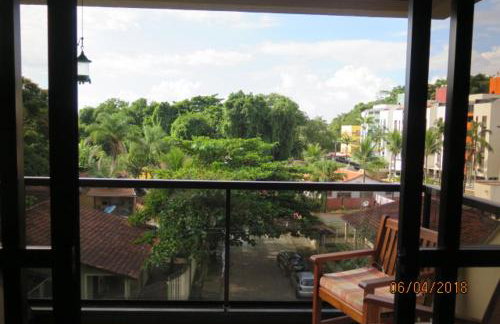 apartamento com linda sacada em direção ao mar - Foto 12