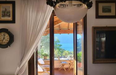 Casa Intignano - Camera con bagno e portico vista lago - Foto 27