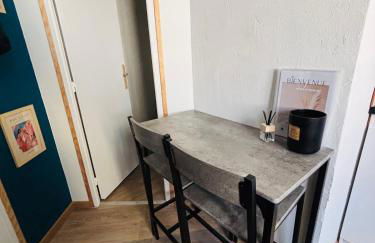 A côté de la Gare - Foto 16