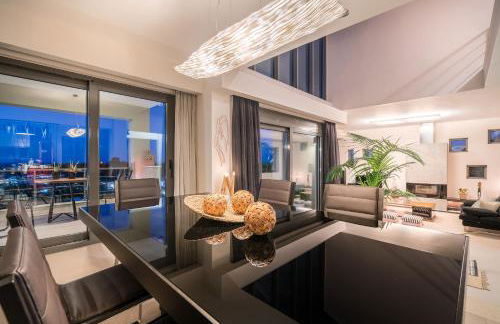 Akemi Luxury Villa - Foto 15