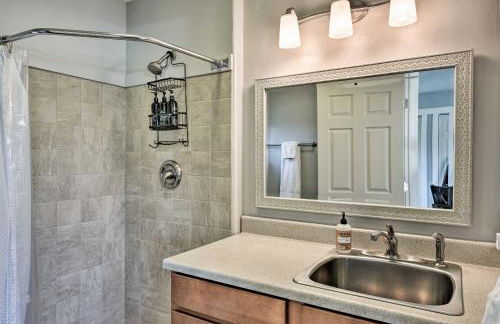 Cozy Mountain Studio By Main Street and Hot Springs! - Foto 17