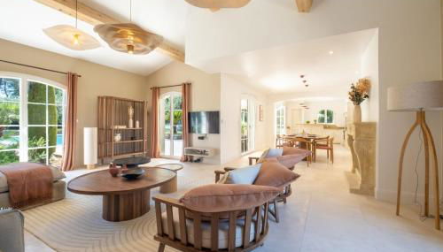 Jewel of 280m with Infinity Pool in Absolute Calm - Foto 2