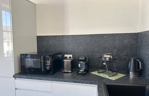 Family - Parking - Central - Wifi - Sleeps 4 - Foto 9