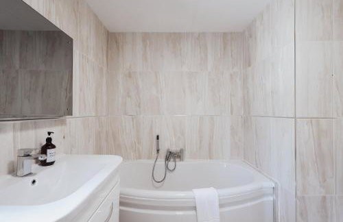 Bay Reach - Photo 44