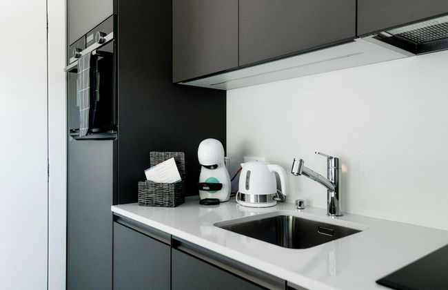 Locarno Studio Apartments - Photo 19