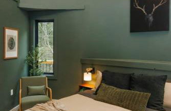 NEW Unique Stay w King Beds and Private Hot Tub - Foto 14