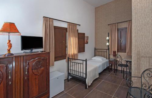 Polys Guest House - Foto 8