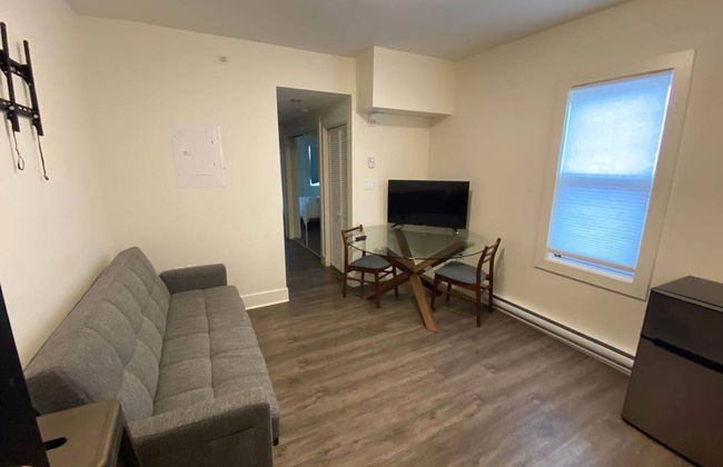 Calming 1bedroom Units With Balcony And City View - Photo 4