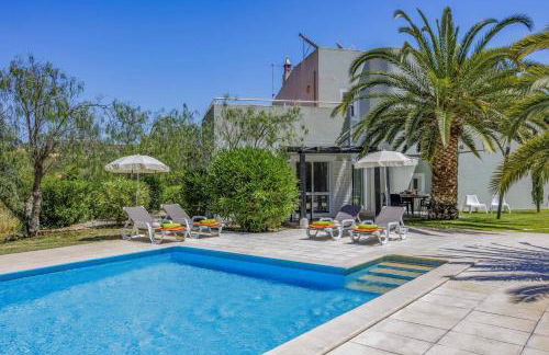 Villa Eucalipto by Villa Plus - Photo 2