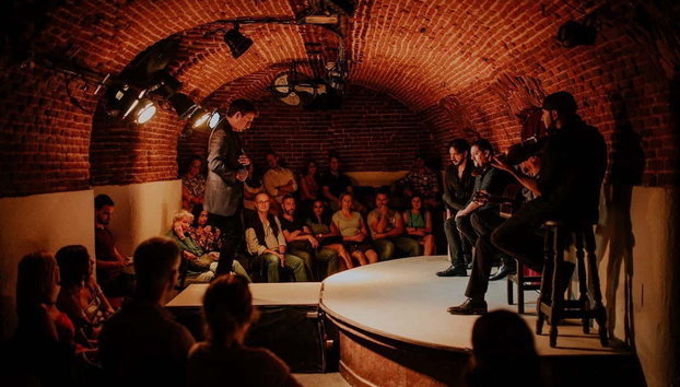 Espectáculo en la cueva histórica Essential Flamenco - Foto 4, Guitarra española