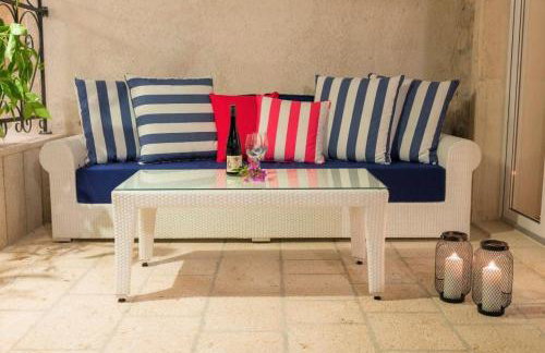 Enticing Sunset Villa With Magnificent Sea ViewS - Foto 10