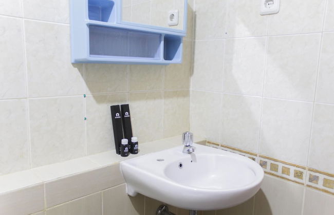 Comfort and Stylish 2BR at Grand Palace Kemayoran Apartment - Foto 20