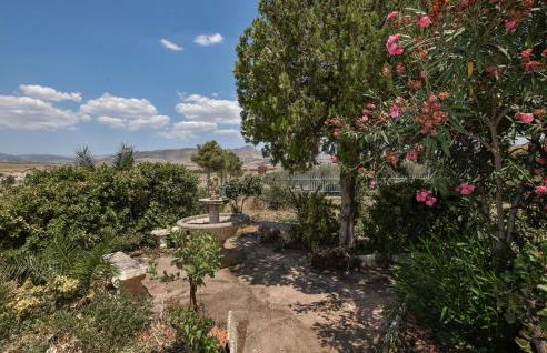 Awesome Home In Assoro With Wifi - Foto 6