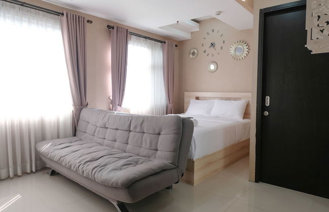 Spacious Studio With Extra Room At Grand Asia Afrika Apartment - Foto 7