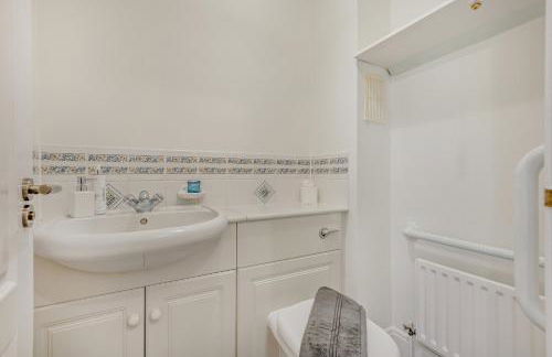 Henrow House Lymington 4 Bed Detached Home with Hot Tub - Foto 35