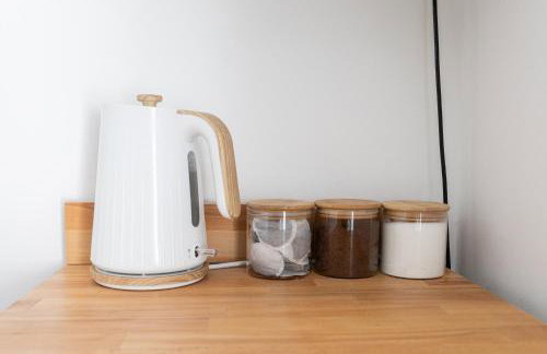 Bay City Studio Apartments - Foto 22