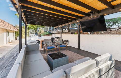 5BR Oasis with Pool, Arcade, Sauna - Photo 50