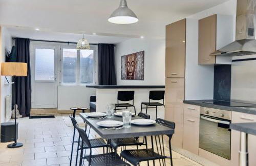 ValenStay - Logement Stade du Hainaut avec jardin - Foto 14