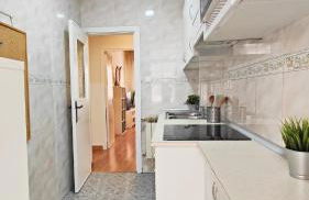 Apartamento con 4 habitaciones recien renovado - Foto 28