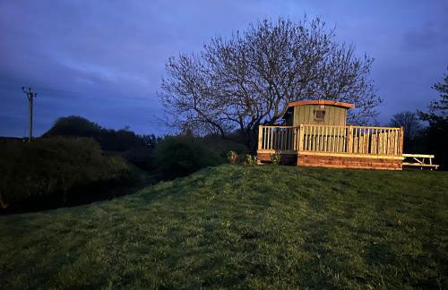 Fernlea Luxury Shepherds Hut & Hot Tub - Foto 22