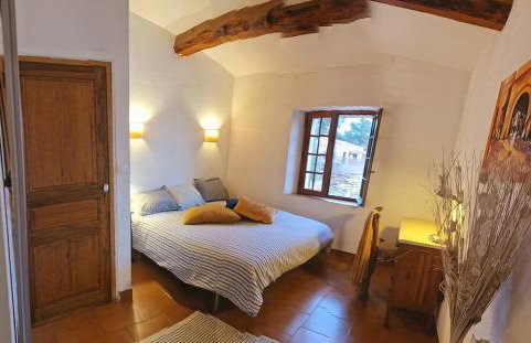 Maison de Caractère située au coeur des domaines viticoles de BANDOL - Foto 15