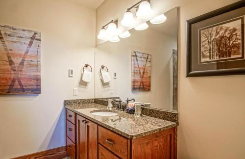 Slope side 8 BR at Sanctuary Majestic Mountain Top Estate 4800 square feet of quality sleeps 16 - Foto 56