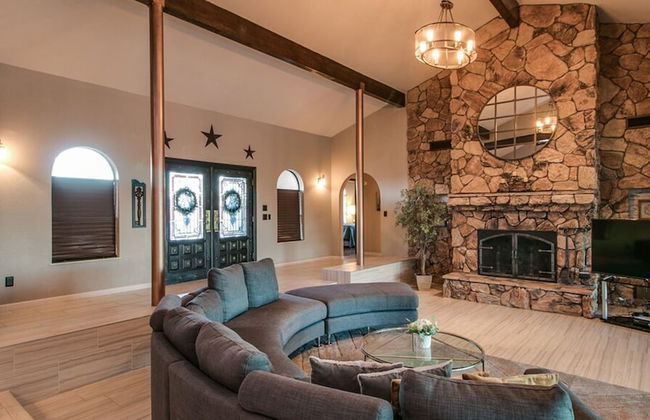 Spectacular Fountain Hills 5 Bdrm W/pool and Views - Foto 20