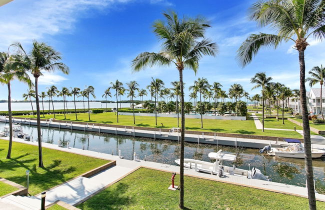 Waterfront Luxury Villa With Sunset Views And Boat Slip 3 Bedroom Townhouse by RedAwning - Foto 43