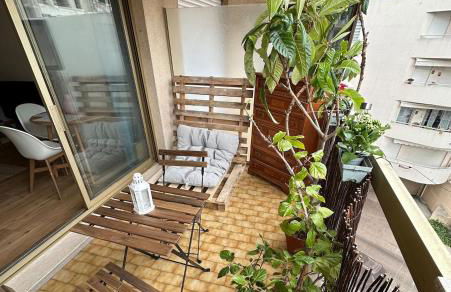 Bohemian studio in Menton close to sea with parking - Foto 4