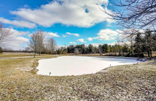 Elegant Pataskala Home with Hot Tub and Fire Pit! - Foto 40