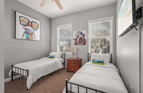 Pool Golf Course view & Reunion 6MI to Disney - Foto 29