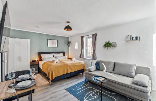 Hellohome I Gemütliches City Studio mit großer Dachterrasse & Parkplatz - Foto 2