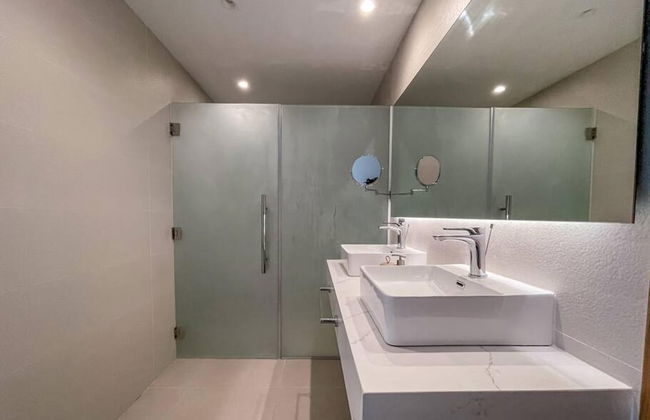 Incredibly Beautiful Condo Just Steps to the Beach - Foto 13