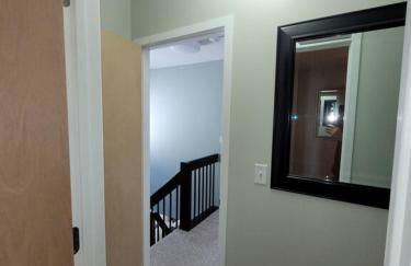 Beautifully Updated Lakefront Escape-Pets welcome! - Foto 8