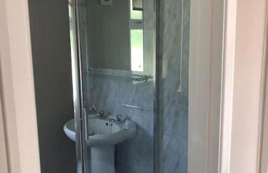 Couple’s Lodge With Hot Tub - Foto 33