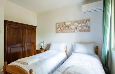 Casa Olivia - Casa indipendente nel centro di Cannigione a 3 minuti a piedi dal lungomare, 5 minuti a piedi dalla spiaggia più vicina e vicinissima alle spiagge più belle della Costa Smeralda - Foto 30