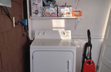 Bright and Cool Powell Apartment - Foto 14