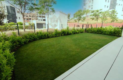 Mara's Apartments Higuerón West - Garden Villa - 246 m2 of Private Terrace & Garden - Like a House - Foto 3