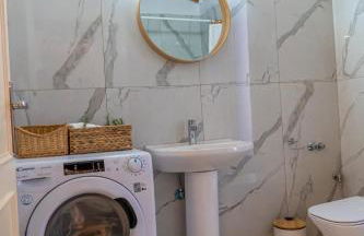 Lena's Family Home - Foto 35