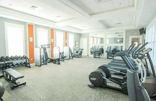 Heated Pool Lazy River Game Room 12 MI to Disney - Foto 68